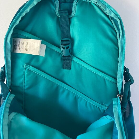 Patagonia Refugio 26L Backpack Teal Blue - Picture 10 of 15